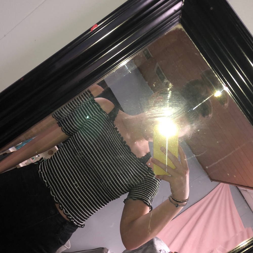 off the shoulder crop top